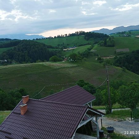 فيلا Casa Din Livada, Poiana Marului, Brasov المظهر الخارجي الصورة